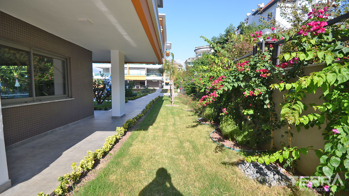 Modern Beachfront Apartments and Penthouses for Sale in Alanya Kestel - 65957