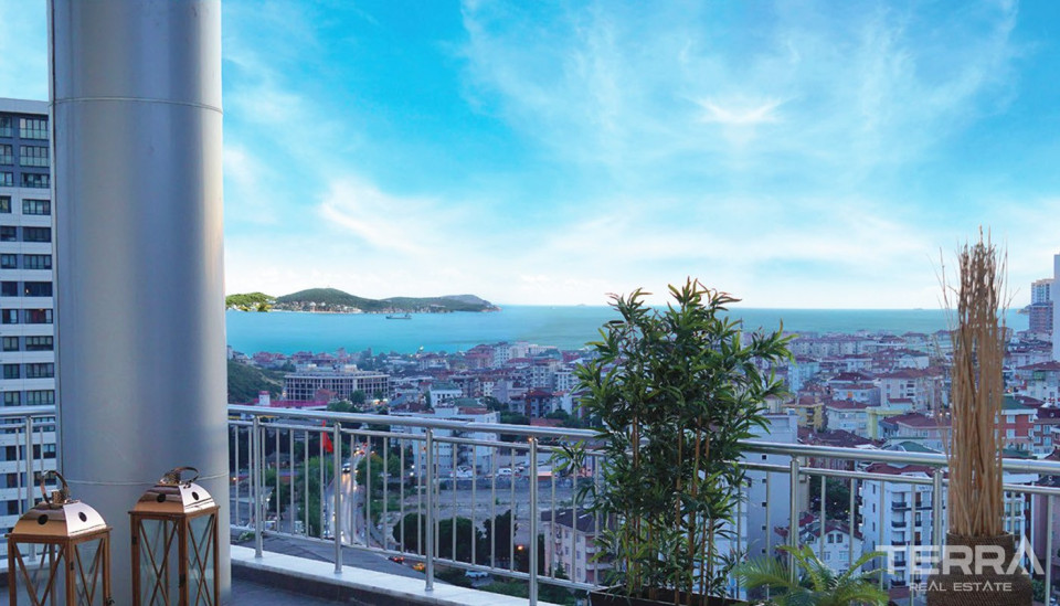 Sea and Islands View Istanbul Apartments in Nuvo Dragos in Maltepe