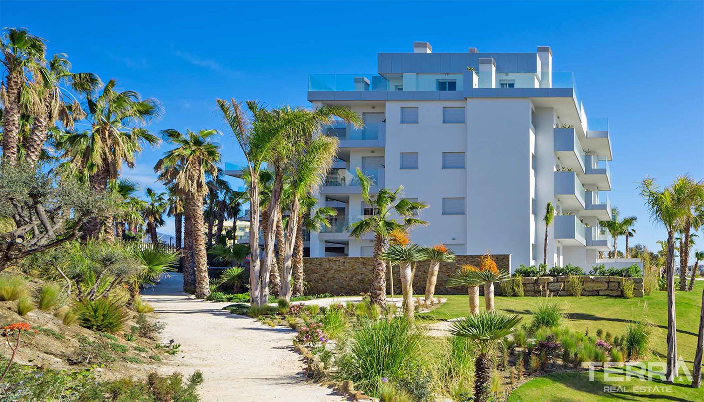 Malaga Mijas Costa'da Denize Sıfır Daireler - 24159