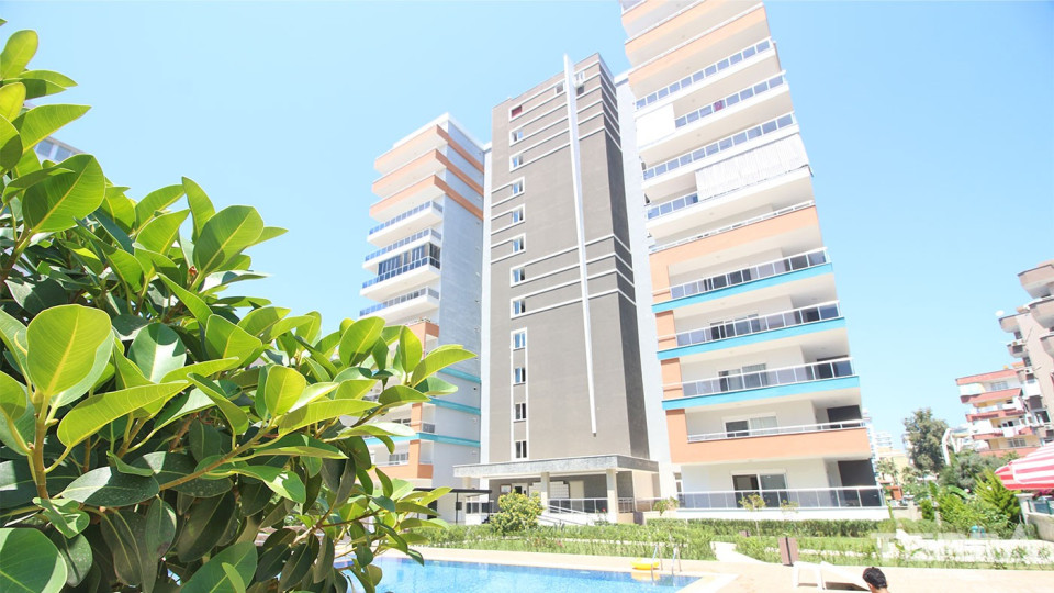 City and Mountain View Flats for Sale in Mahmutlar Alanya