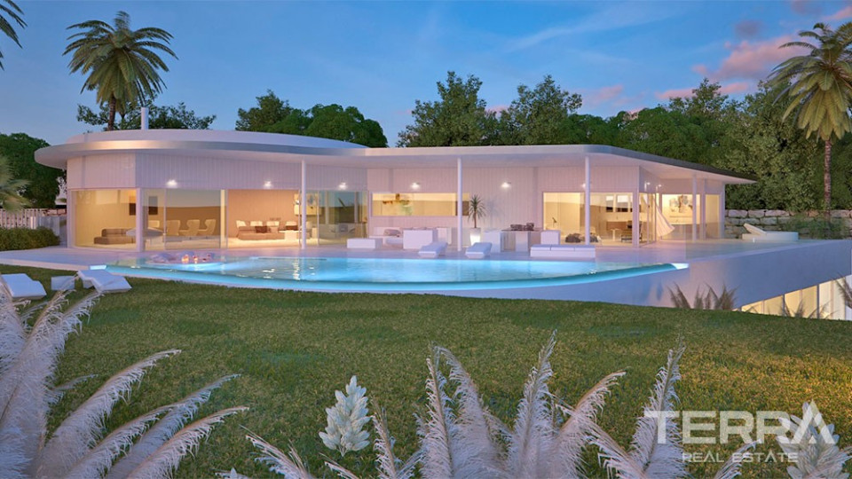 Exclusive Individual Villas With an Impressive Sea View in Fuengirola