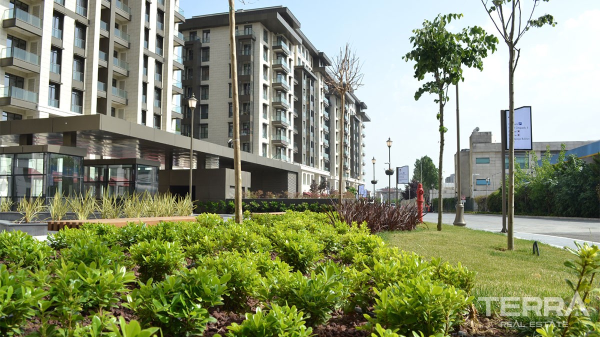 Investment Istanbul Apartments Situated in Mixed-use Project - 27616