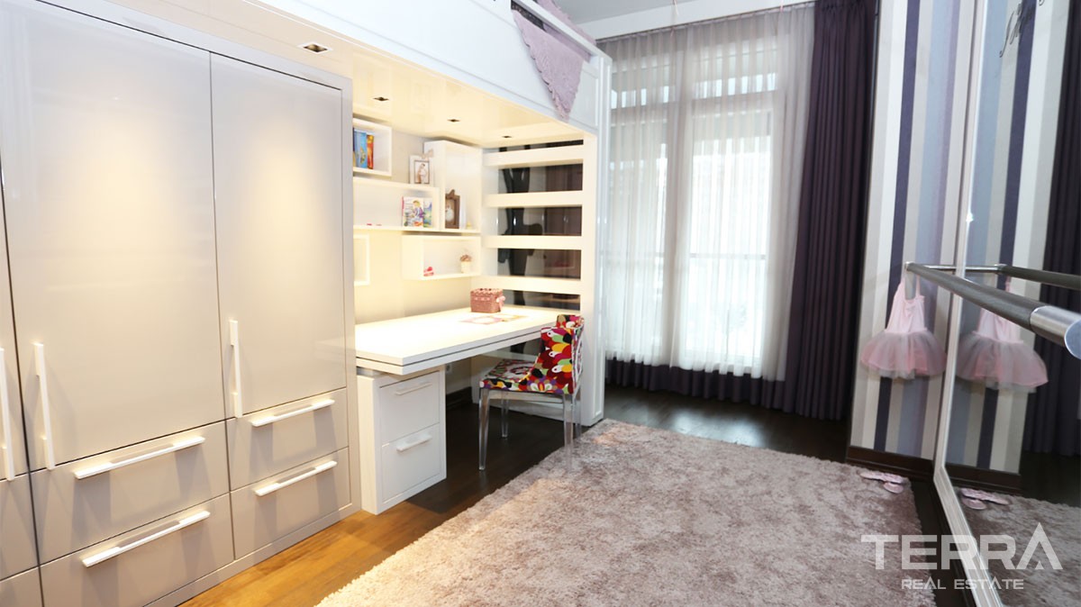 Investment Istanbul Apartments Situated in Mixed-use Project - 27650