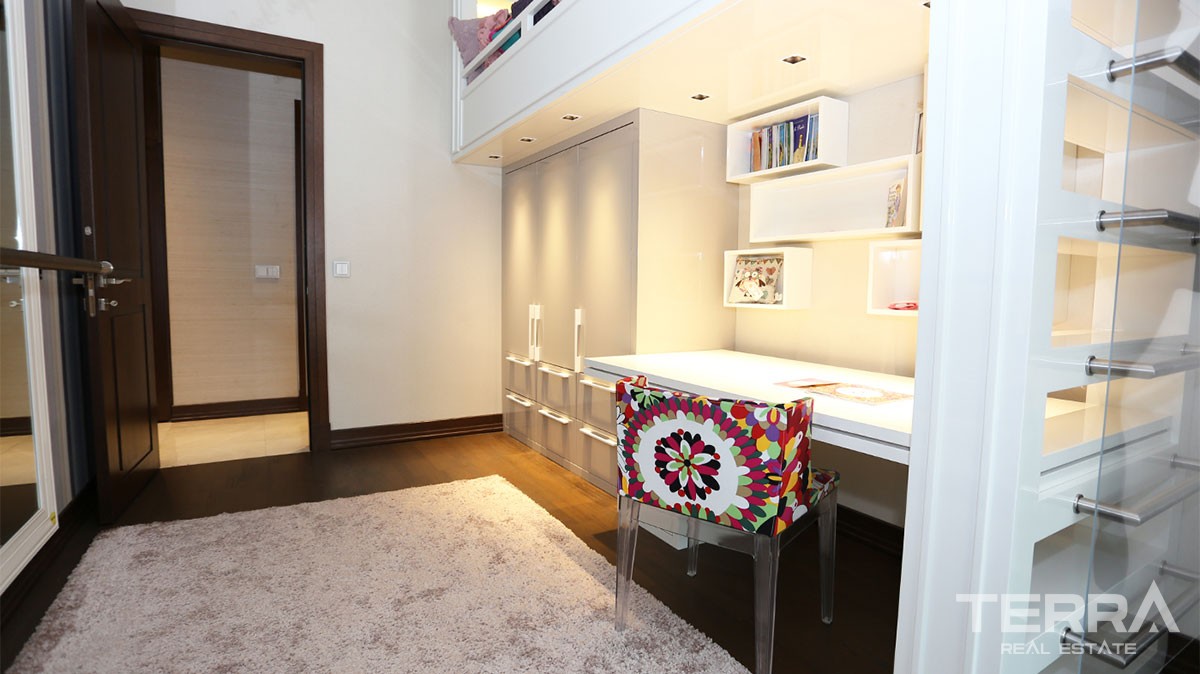 Investment Istanbul Apartments Situated in Mixed-use Project - 27651