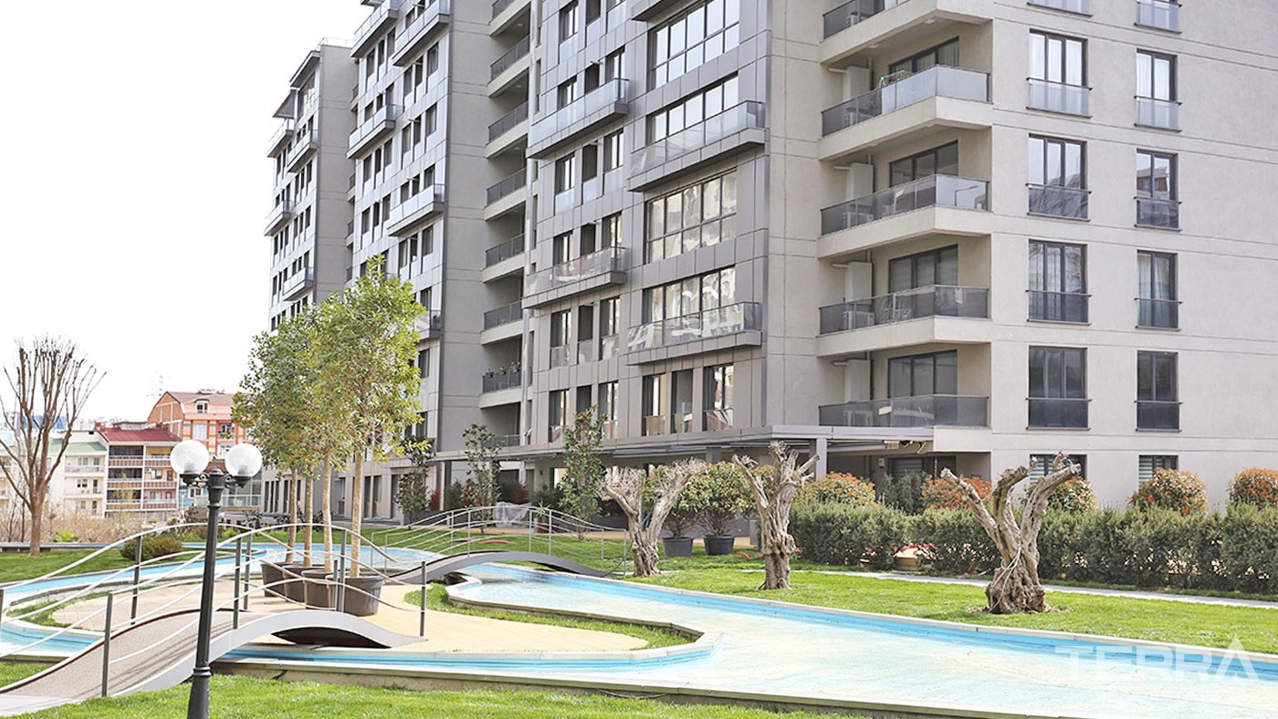 Family Apartments in Istanbul Esenyurt Situated in a Developed Complex - 29005