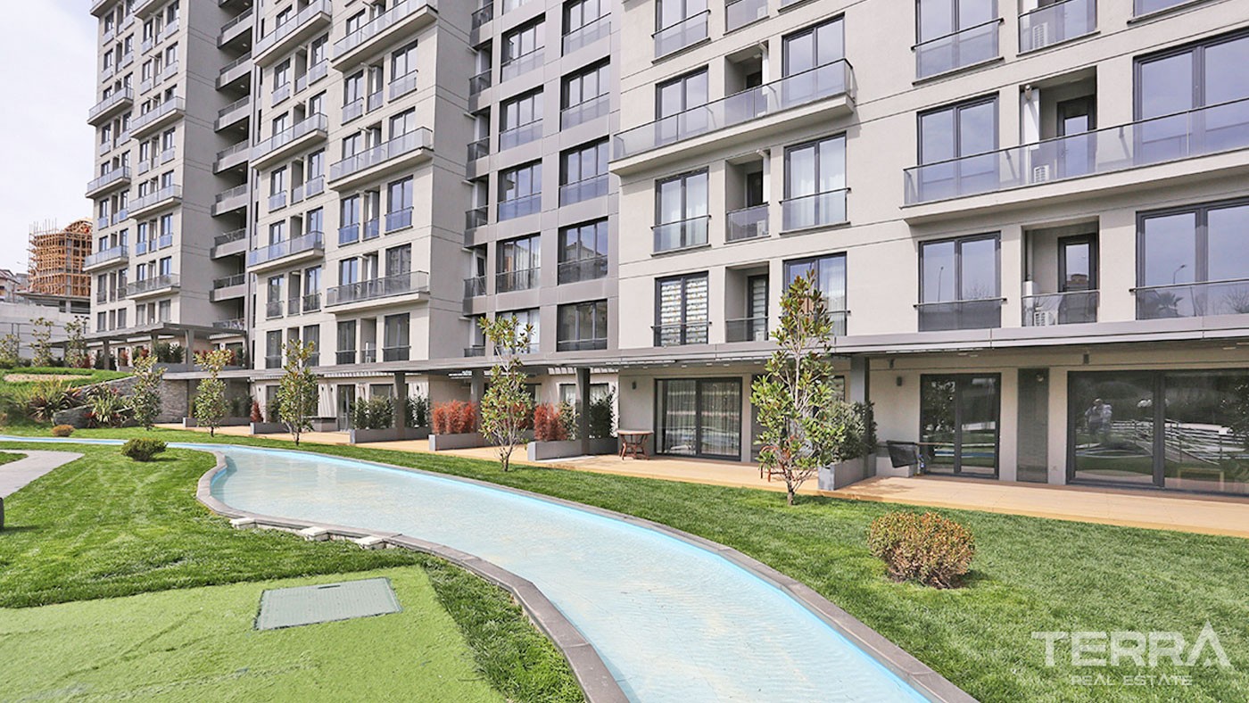 Family Apartments in Istanbul Esenyurt Situated in a Developed Complex - 29006