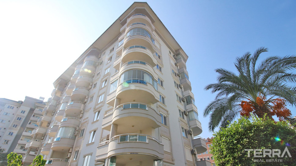 Charming Mountain View Apartment Located in Cikcilli Alanya