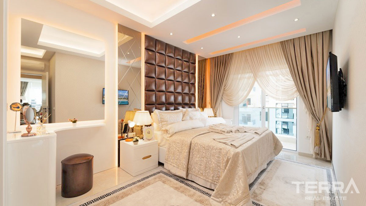 Apartments for Sale in Yekta Kingdom Trade Center, Mahmutlar, Alanya - 50781