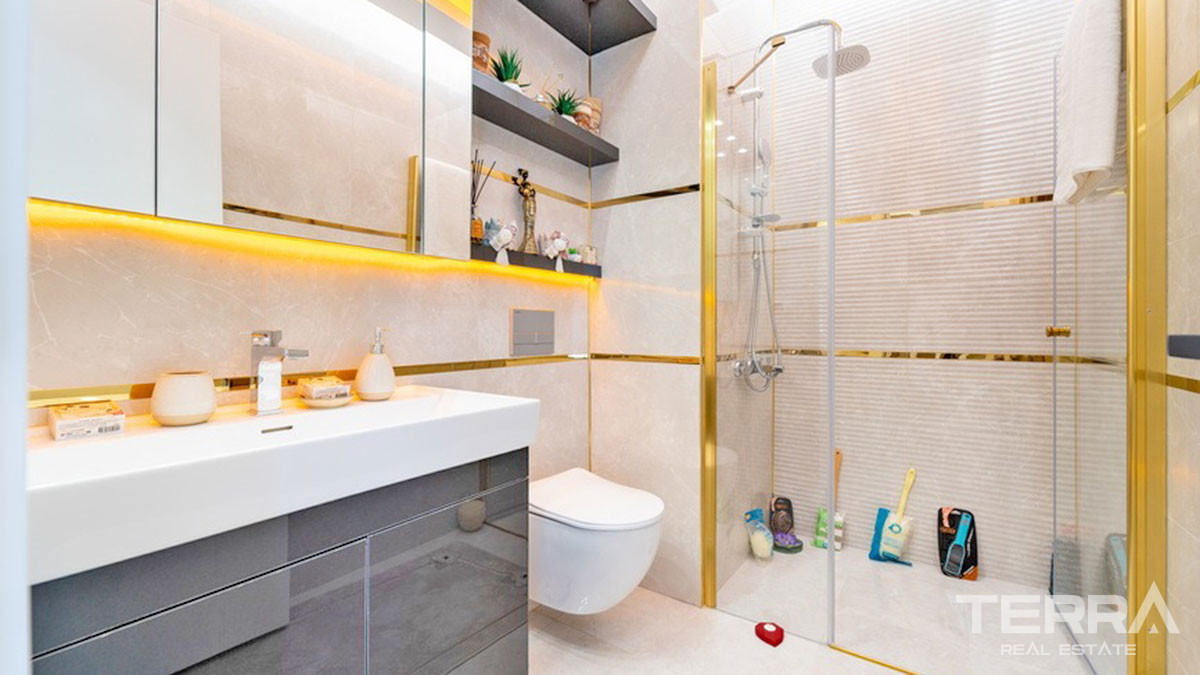 Apartments for Sale in Yekta Kingdom Trade Center, Mahmutlar, Alanya - 50788