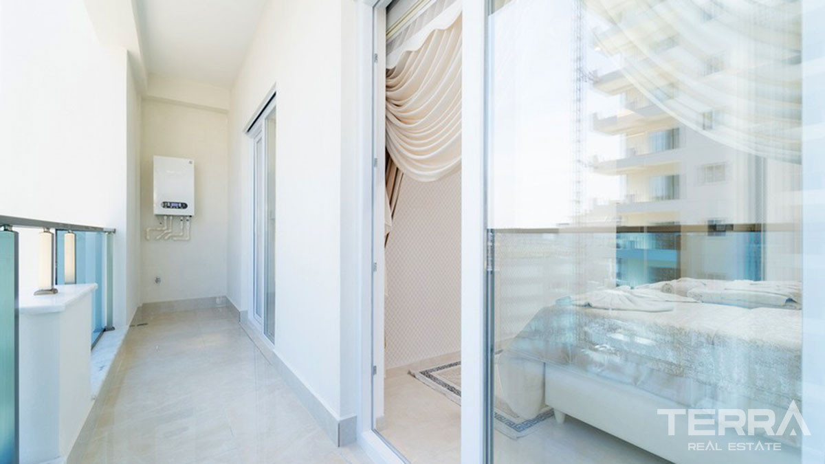 Apartments for Sale in Yekta Kingdom Trade Center, Mahmutlar, Alanya - 50791