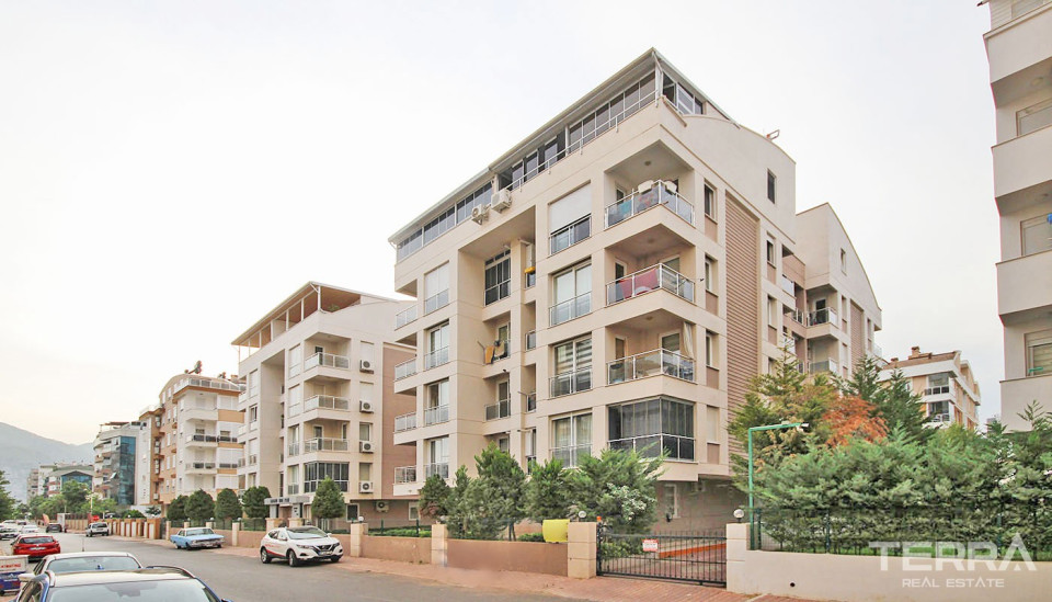 Furnished Antalya Apartment Located in Konyaaltı Liman Neighborhood