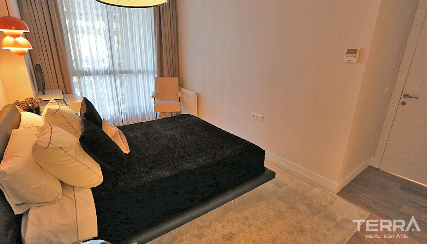 Well-designed Apartments Located in a Modern Complex in Bahçeşehir - 32488