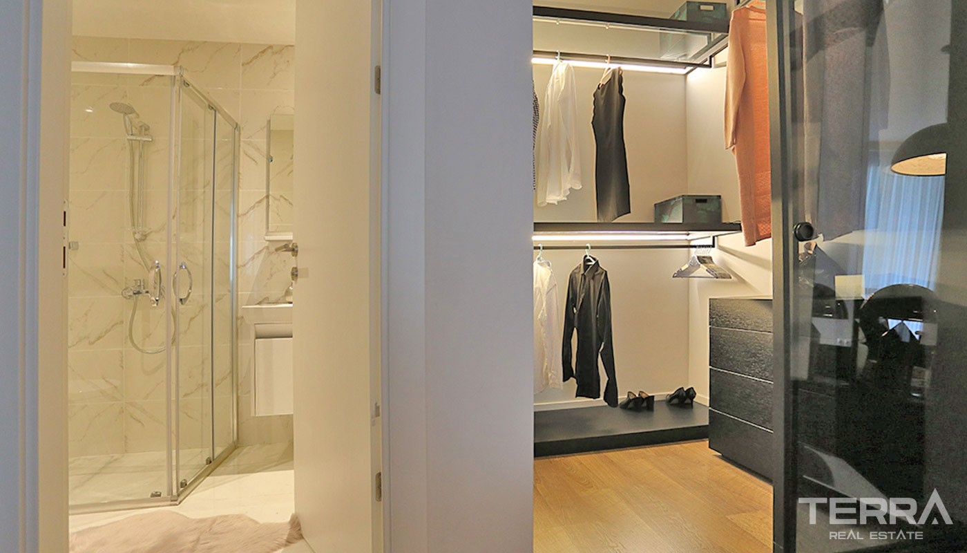 Well-designed Apartments Located in a Modern Complex in Bahçeşehir - 32489