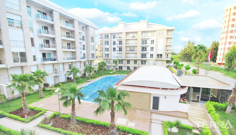 Antalya Apartments for Sale in Canyon Premium 900 m to Konyaaltı Beach