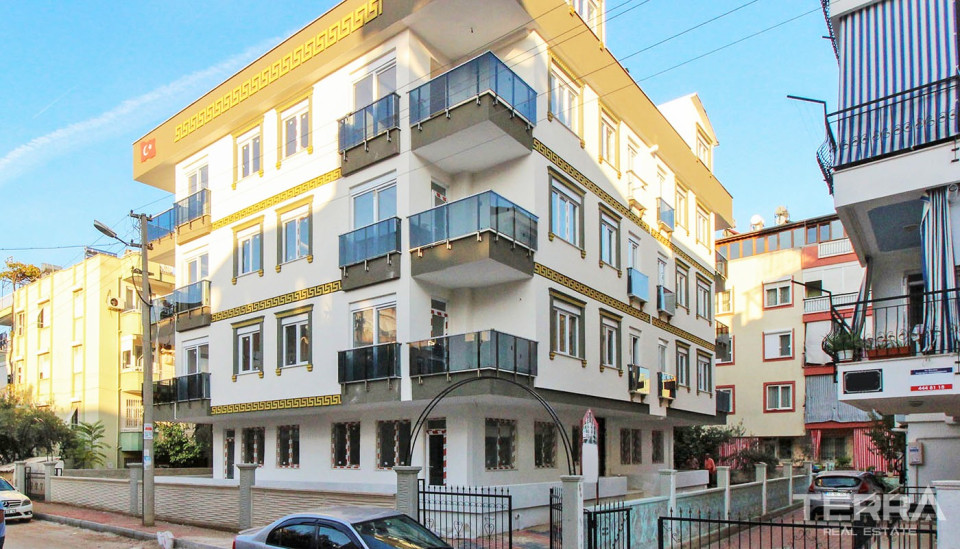 Family Apartments Centrally Located in Antalya Konuksever Neighborhood