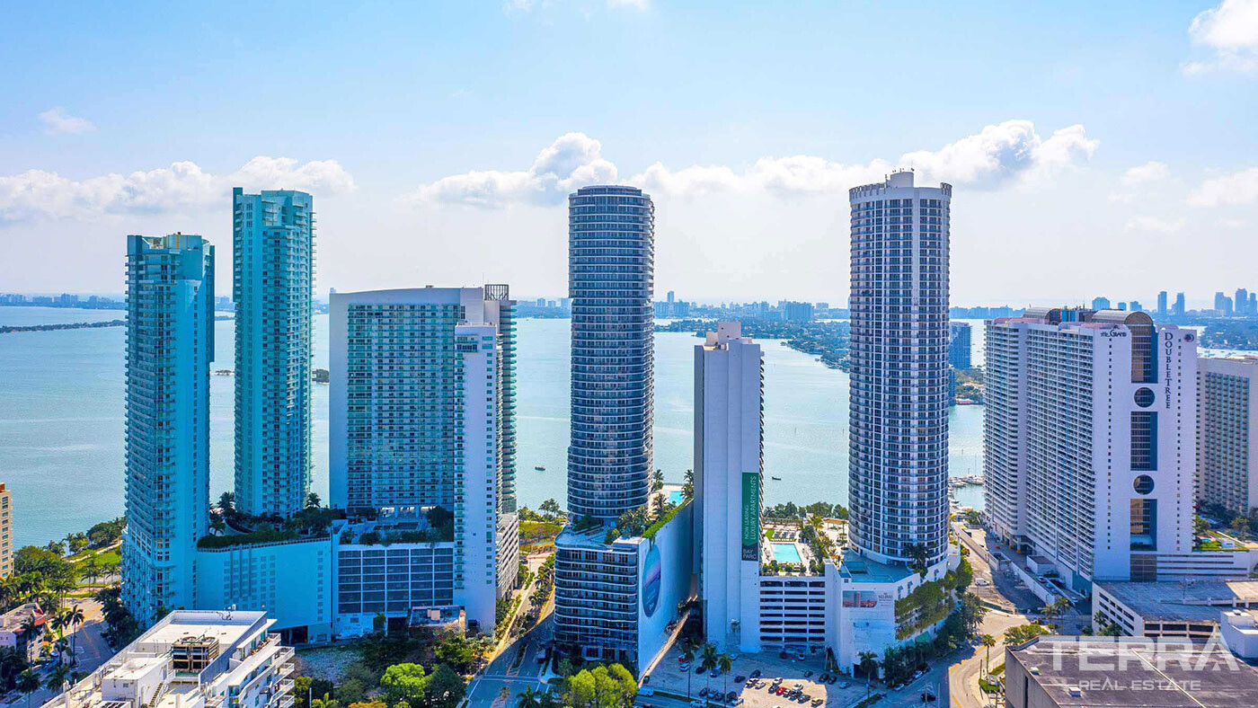 Seafront Miami Apartments Offer Luxury Living with Rich Facilities - 96253