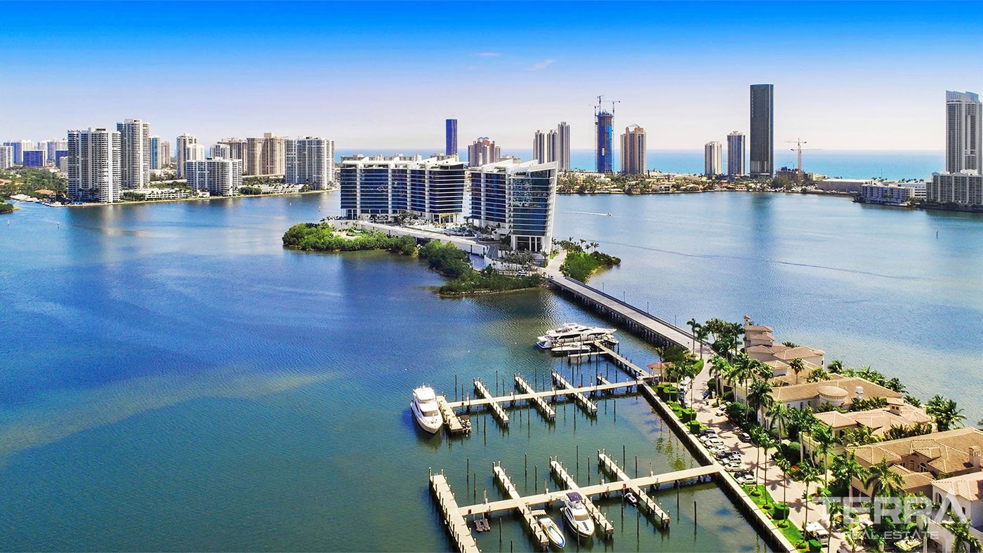 Panoramic Sea View Condos Located on an Island in Florida Aventura - 36321