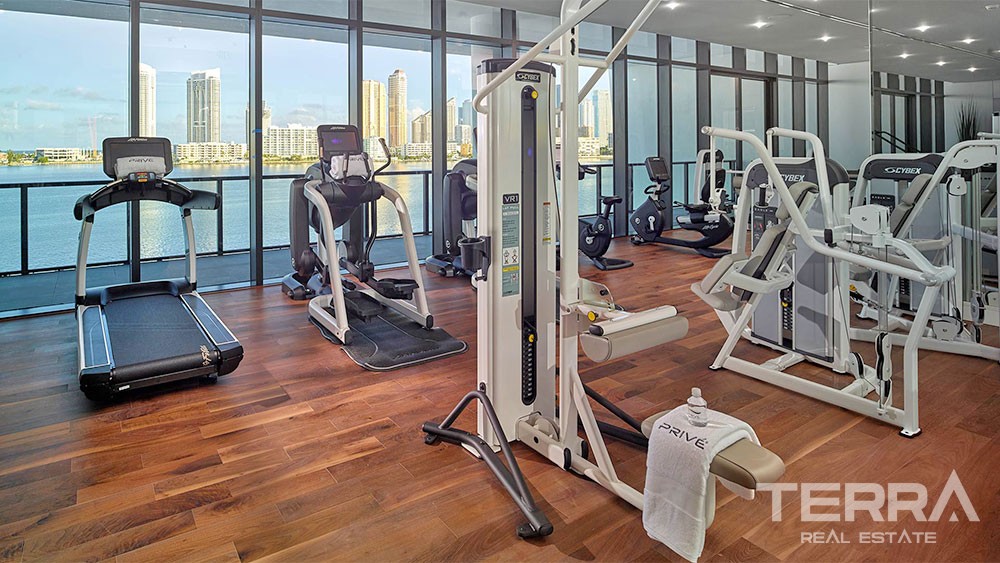 Panoramic Sea View Condos Located on an Island in Florida Aventura - 36346