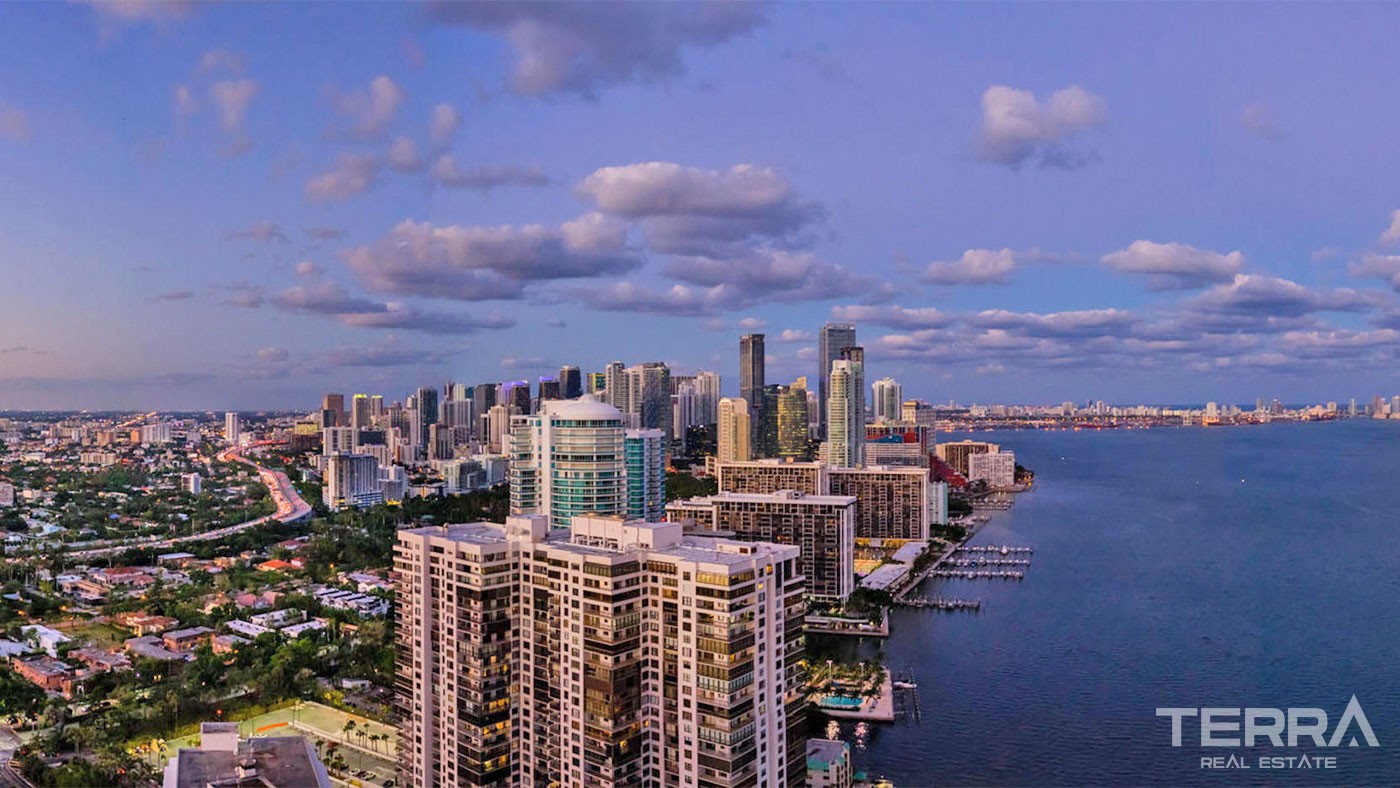 Elegantly Designed Condos for Sale in the Luxury Una Residences Miami - 36472