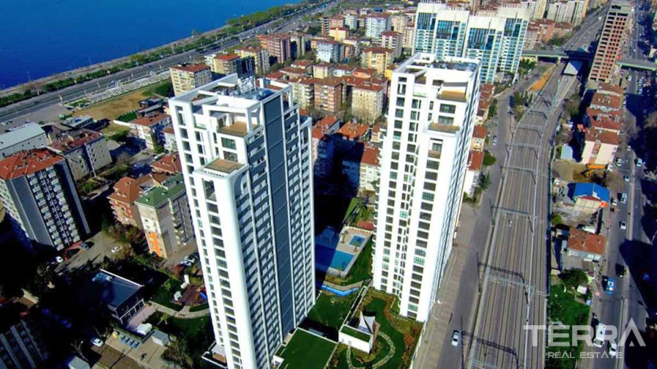 Luxurious Sea and Islands View Apartments For Sale in Kartal Istanbul