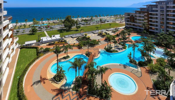 Seafront Apartments for Sale in Sunis Blue Residence in Konyaaltı