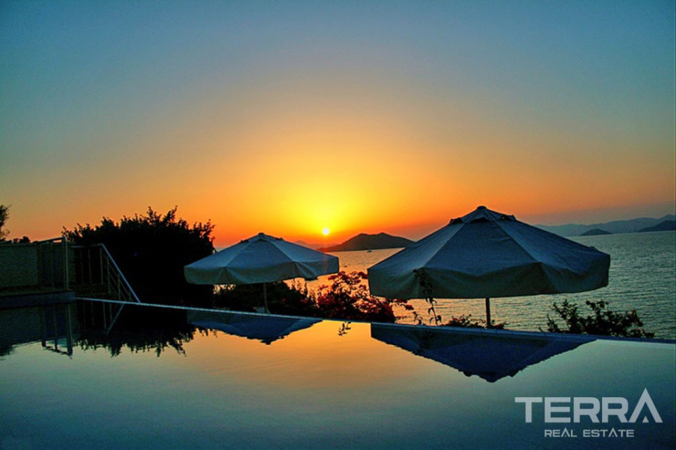 Exclusive Seafront Villa for Sale on Şövaliye Island Fethiye