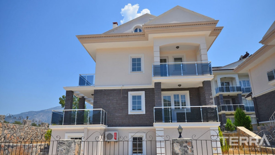 Key-Ready Luxury Villa with Private Pool For Sale In Hisarönu Fethiye