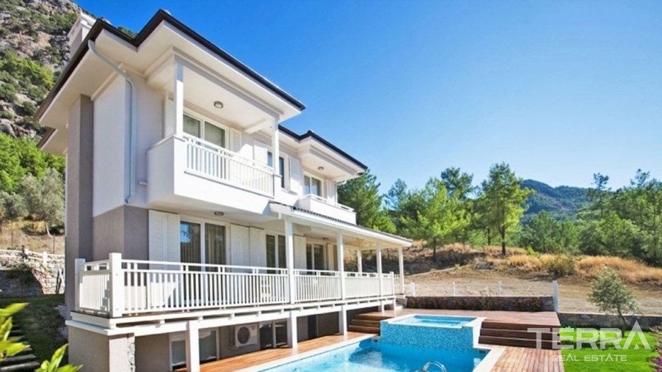 Fabulous 4 En-Suite Bed Villas for Sale in Göcek Fethiye
