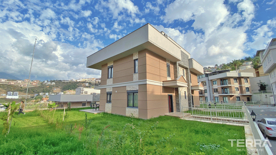 Fantastic Villas with Splendid Nature View for Sale in Alanya Kargıcak