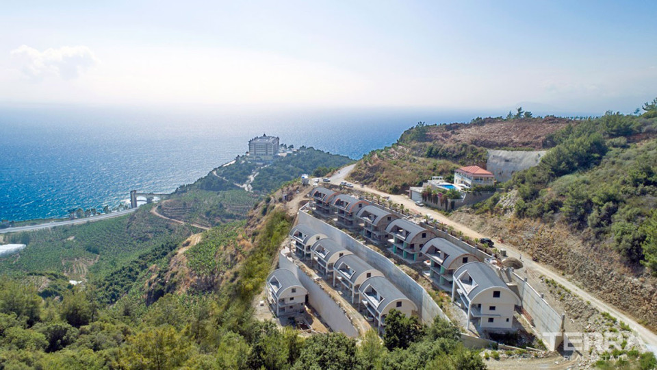 Delightful Detached Villas with Panoramic Sea View to Buy in Alanya