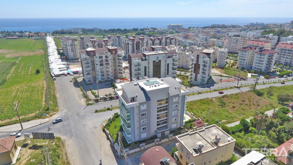 Sea-view Flats to Buy Close to the Sandy Beach in Avsallar Alanya