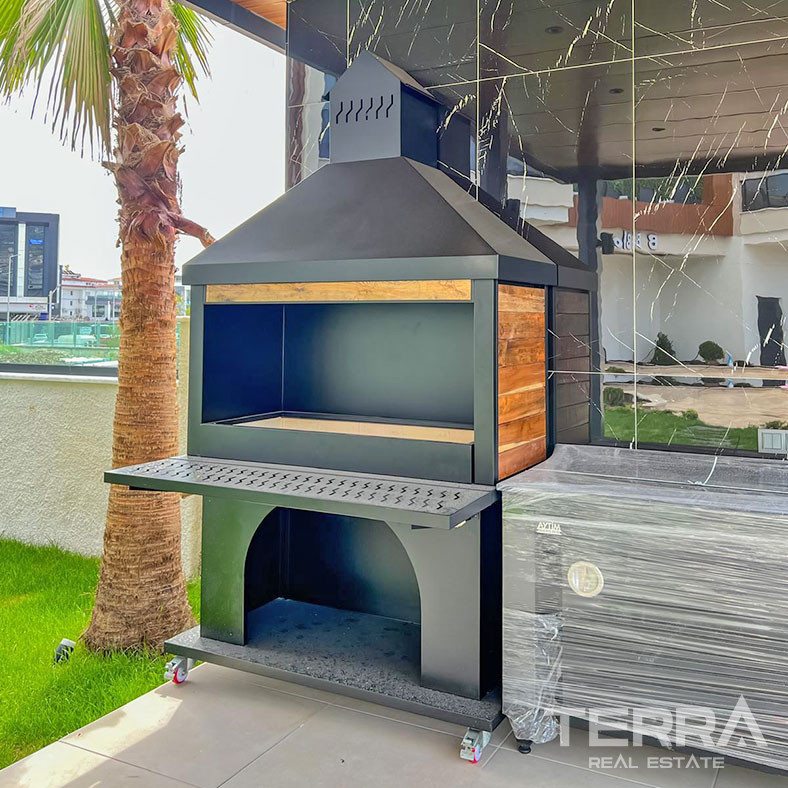 Appartements à Oba Centre Proches des Commodités et 900 m de la Mer - 96950