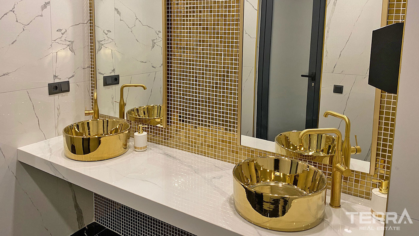 Appartements à Oba Centre Proches des Commodités et 900 m de la Mer - 96955
