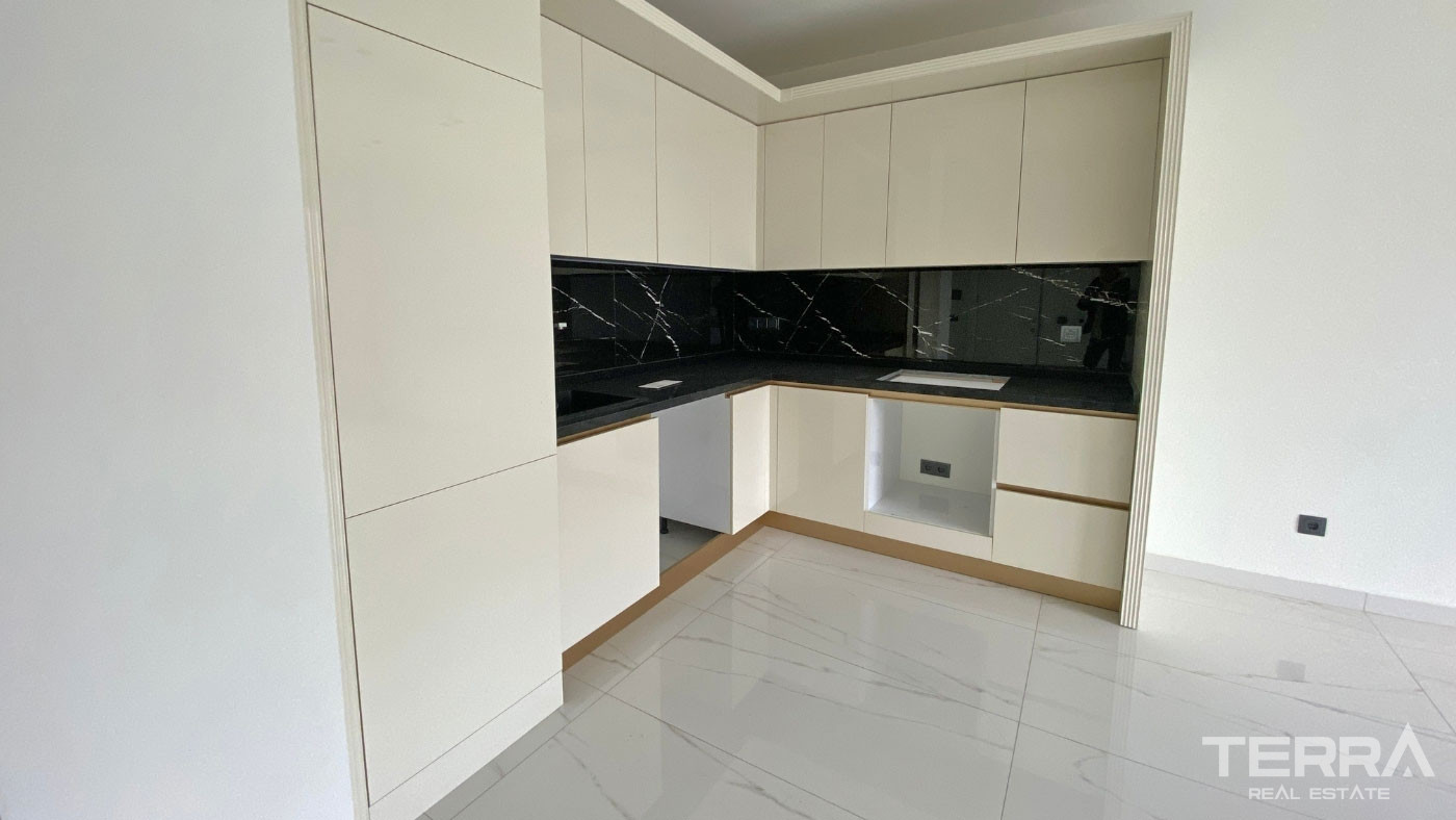 Appartements à Oba Centre Proches des Commodités et 900 m de la Mer - 99810