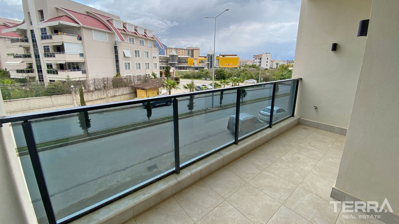 Appartements à Oba Centre Proches des Commodités et 900 m de la Mer - 99813