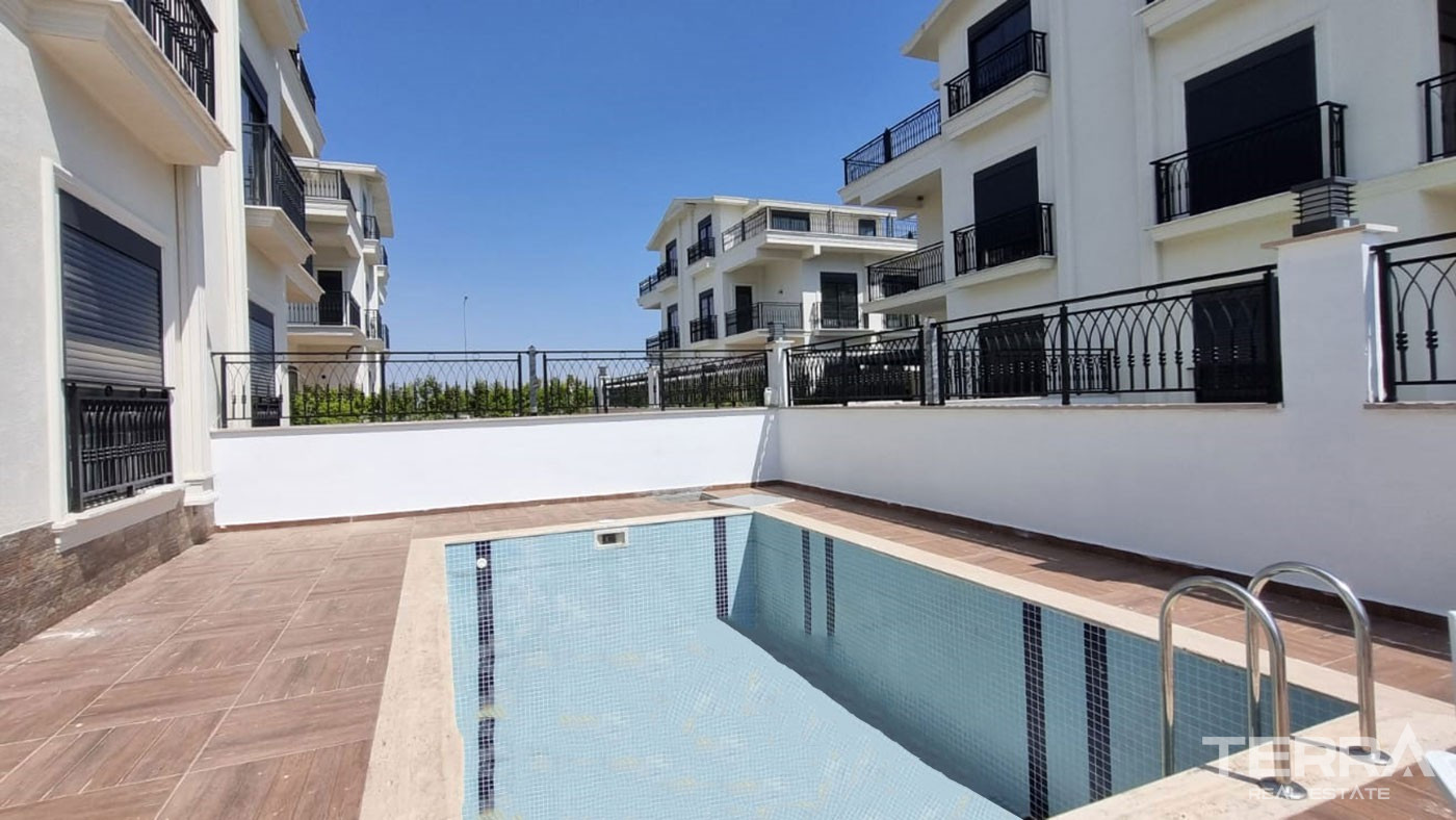 Villas Mitoyennes en Plein Nature de Belek Antalya Avec Piscine Privée - 70151