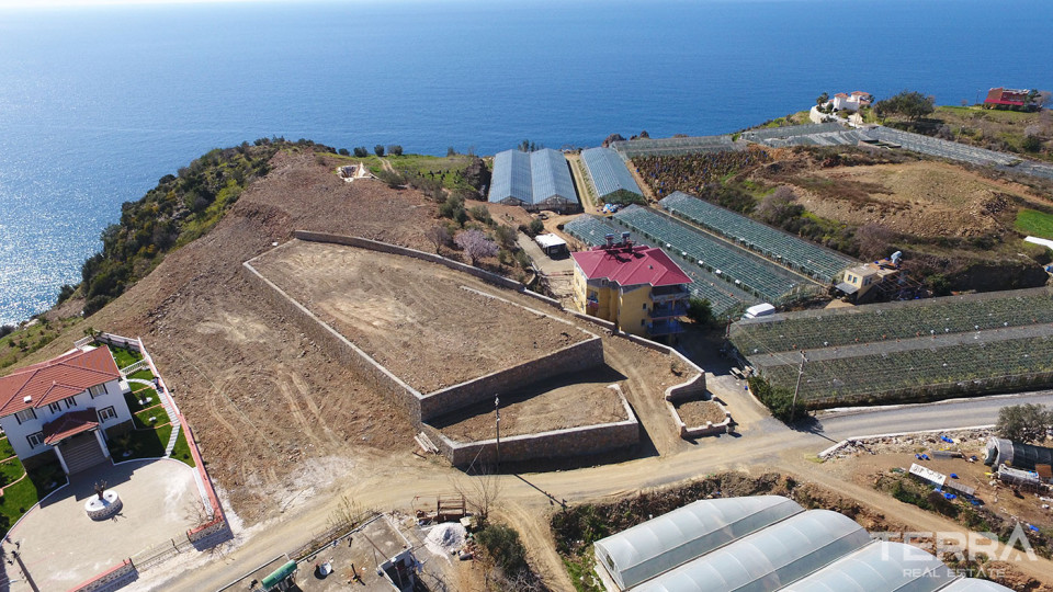 Large Land for Sale in Gazipaşa With Panoramic Sea View