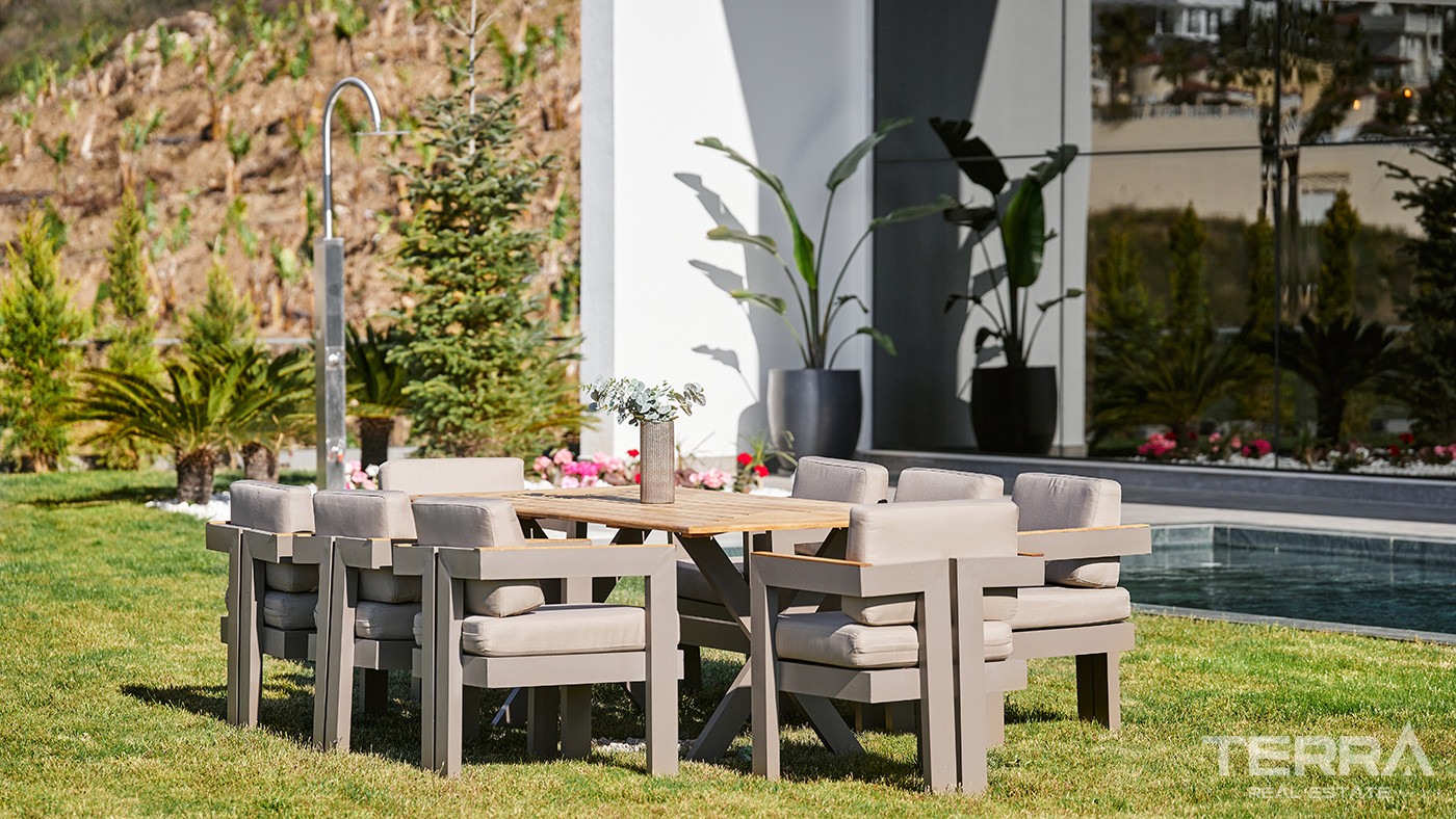 Maisons de Standing Cadre Calme de Kargıcak Avec Jardin Spacieux - 82100