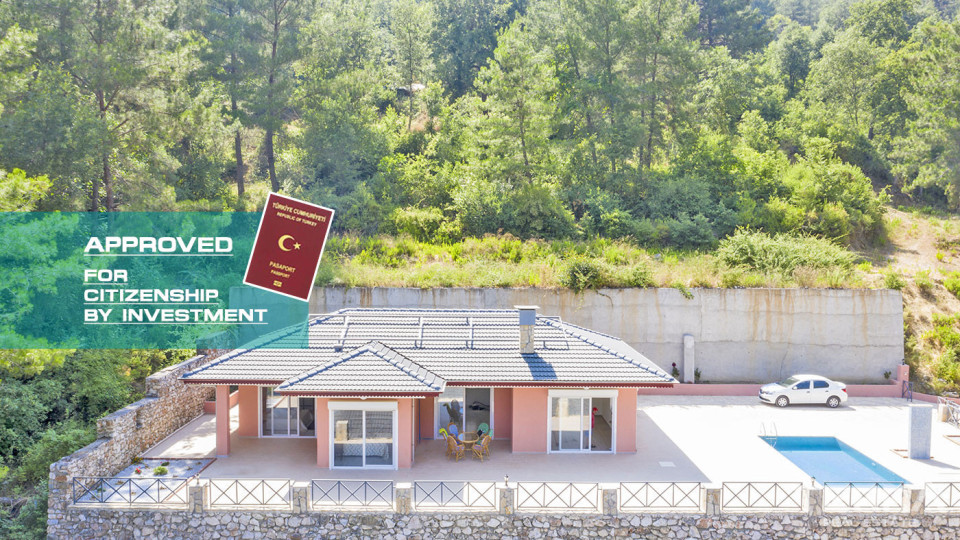 Resale Alanya Tepe Bungalow with Mountain View and a Separate Kitchen
