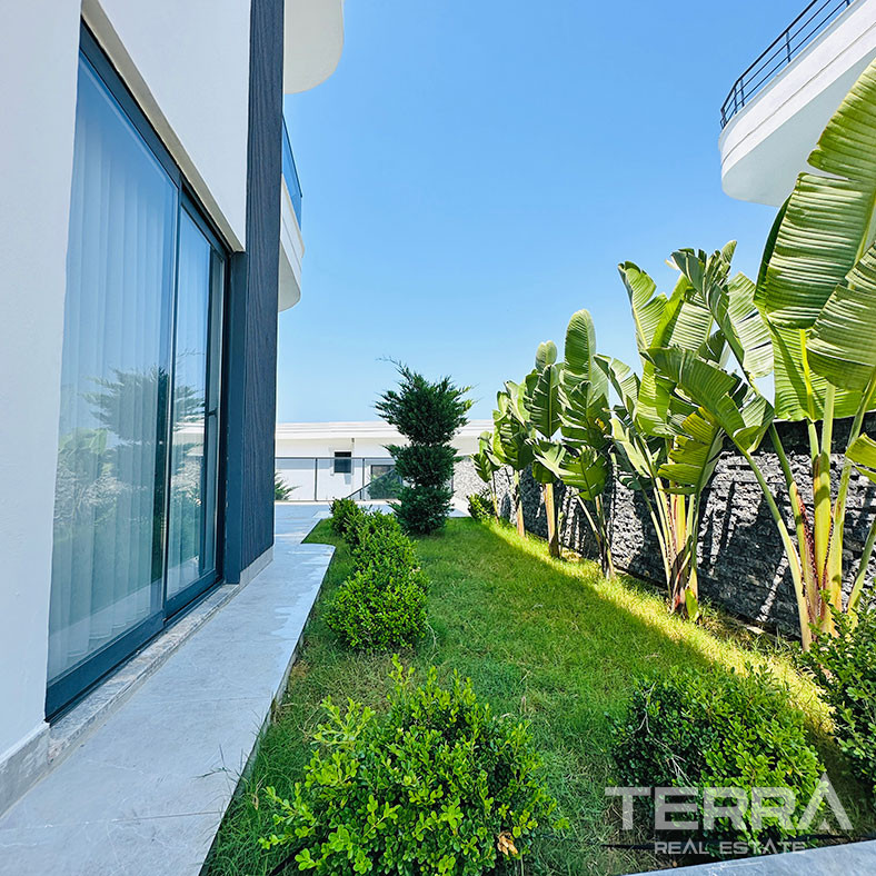Modern Villas for Sale with Castle and Sea View in Alanya Kargıcak - 98502