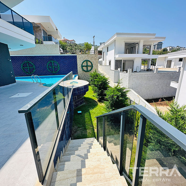 Modern Villas for Sale with Castle and Sea View in Alanya Kargıcak - 98503