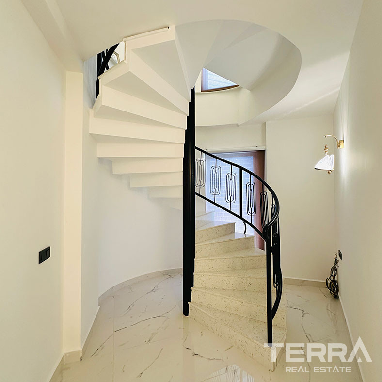 Modern Villas for Sale with Castle and Sea View in Alanya Kargıcak - 98516
