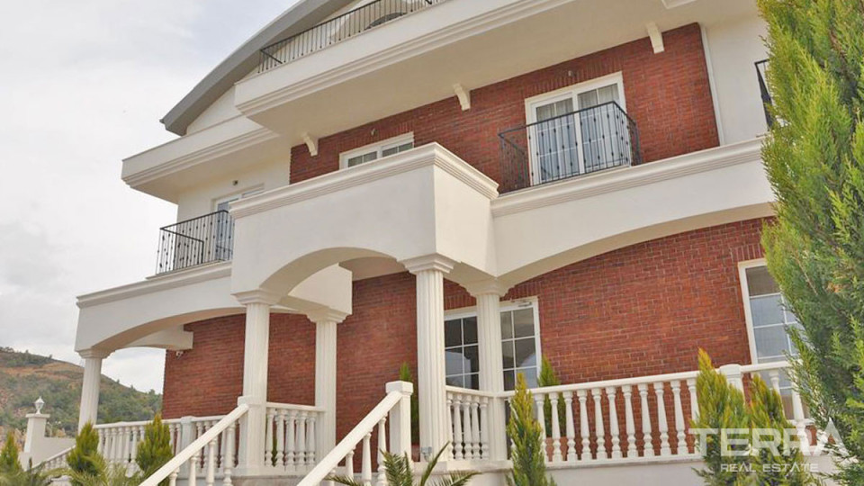 Boutique Hotel with 28 Rooms in Fethiye Close to Çalış Beach