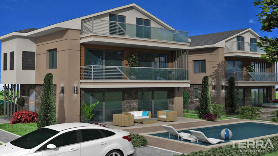 Villa with Private Swimming Pool 900 m from the Beach in Çalış Fethiye
