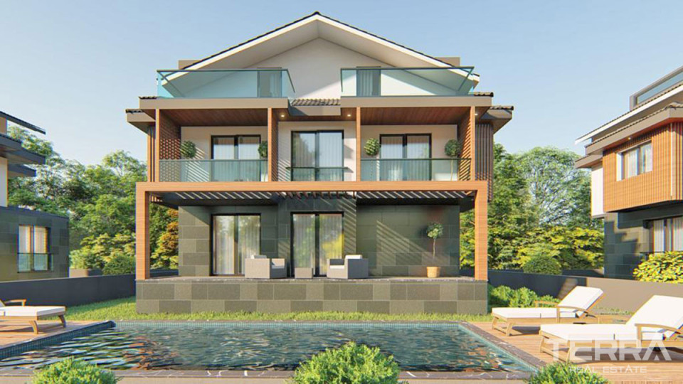 Detached Villas with Private Garden and Swimming Pool in Fethiye Çalış