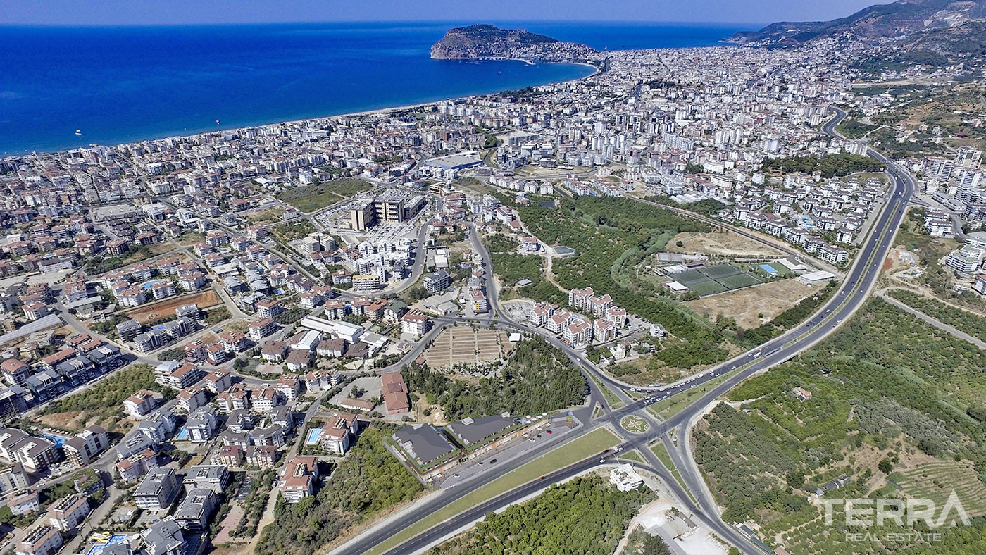 Commercial Real Estate with Investment Potential in Alanya Oba - 57916