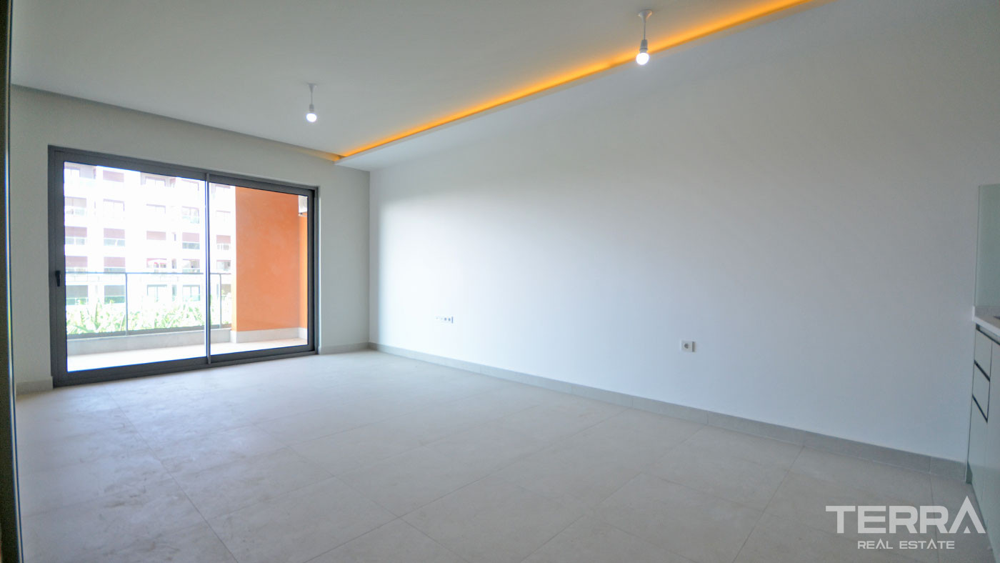 Alanya Kestel'de Lüks Olanaklar Sahip 1+1 Denize Sıfır Daire - 59941