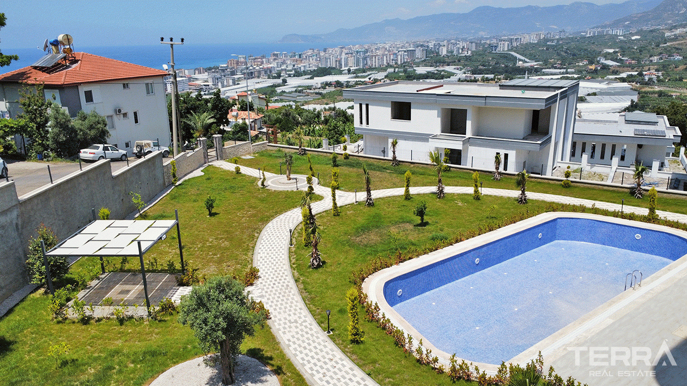 Luxury Apartments 1.3 km from the Beach in Peaceful Kargıcak, Alanya - 97730
