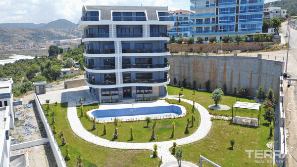 Luxury Apartments 1.3 km from the Beach in Peaceful Kargıcak, Alanya