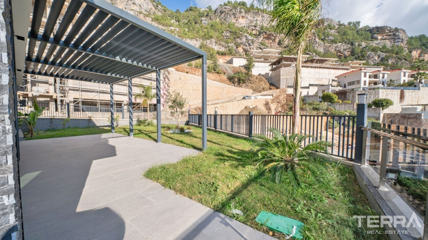 Ultra Modern Luxury Villas with a Panoramic Sea View in Alanya Tepe - 100481